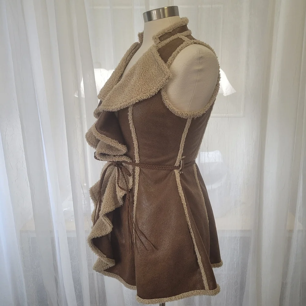 Ryu Anthropologie Faux Suede Sherpa Ruffled Vest size Small
